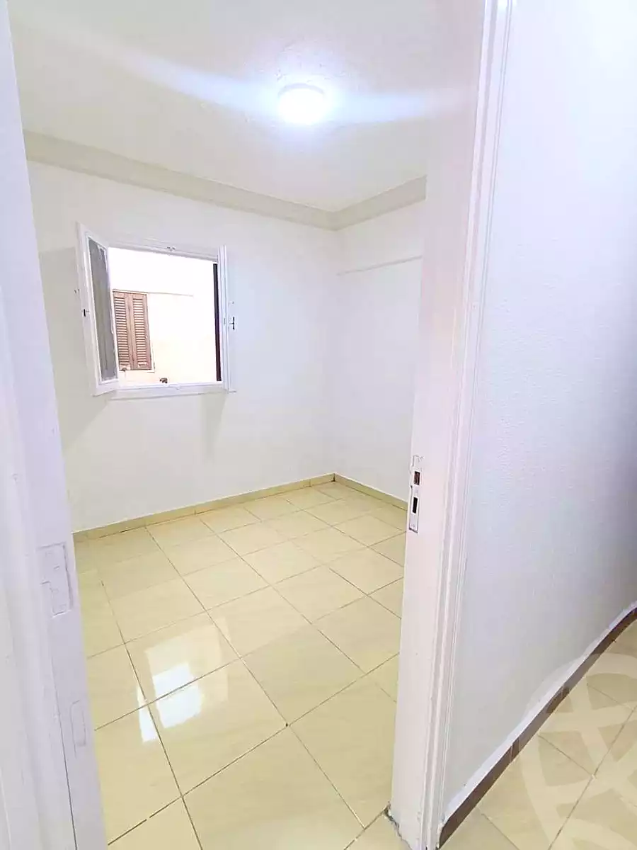 https://aqarmap.com.eg/en/listing/7330671-for-sale-alexandria-al-agamy-shataa-el-nakheel