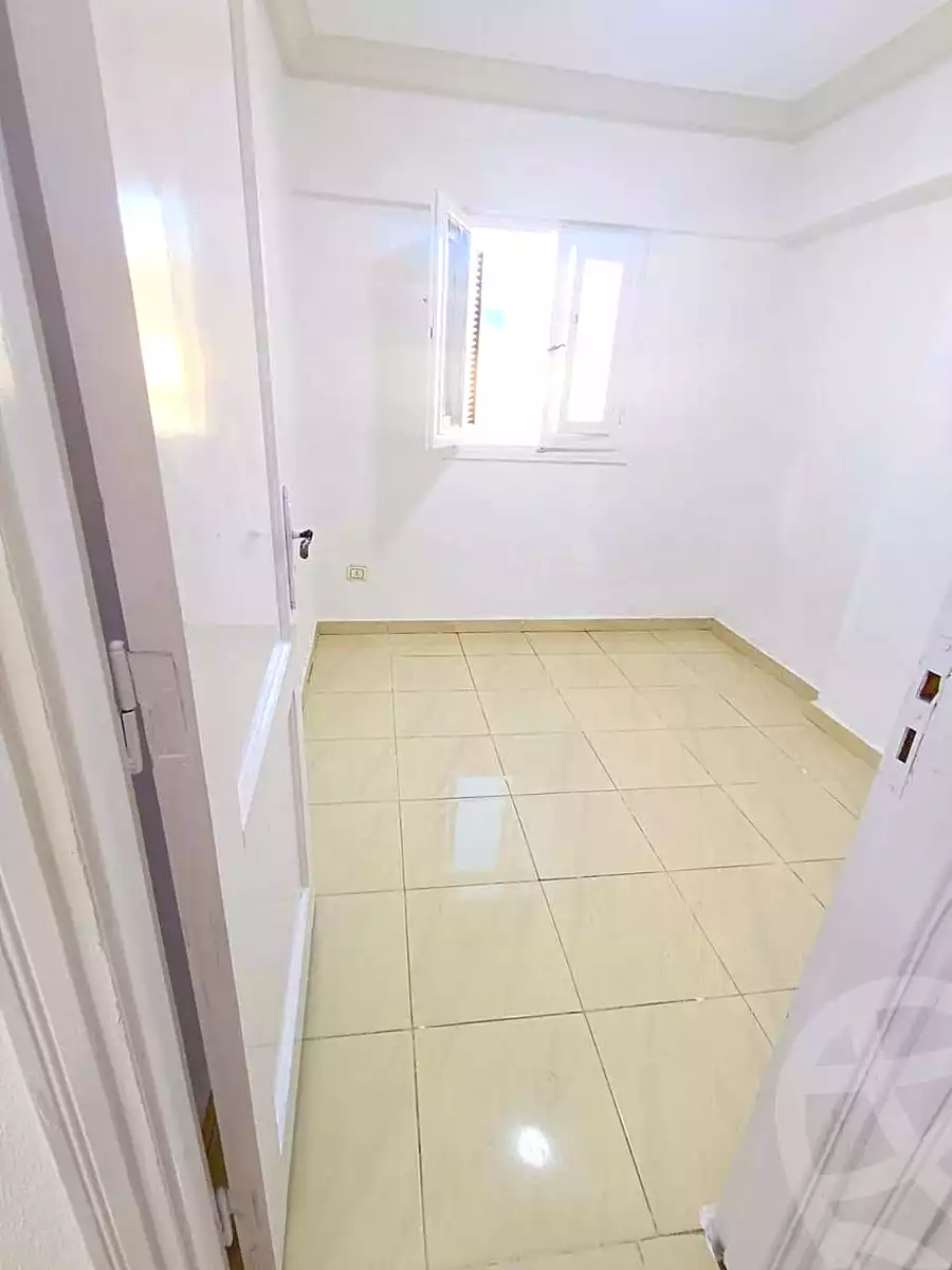 https://aqarmap.com.eg/en/listing/7330671-for-sale-alexandria-al-agamy-shataa-el-nakheel
