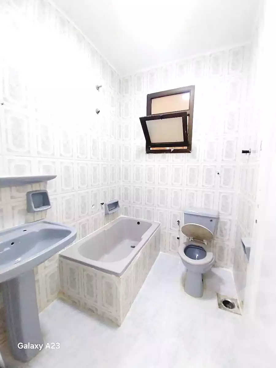 https://aqarmap.com.eg/ar/listing/7330713-for-sale-alexandria-al-agamy-shataa-el-nakheel