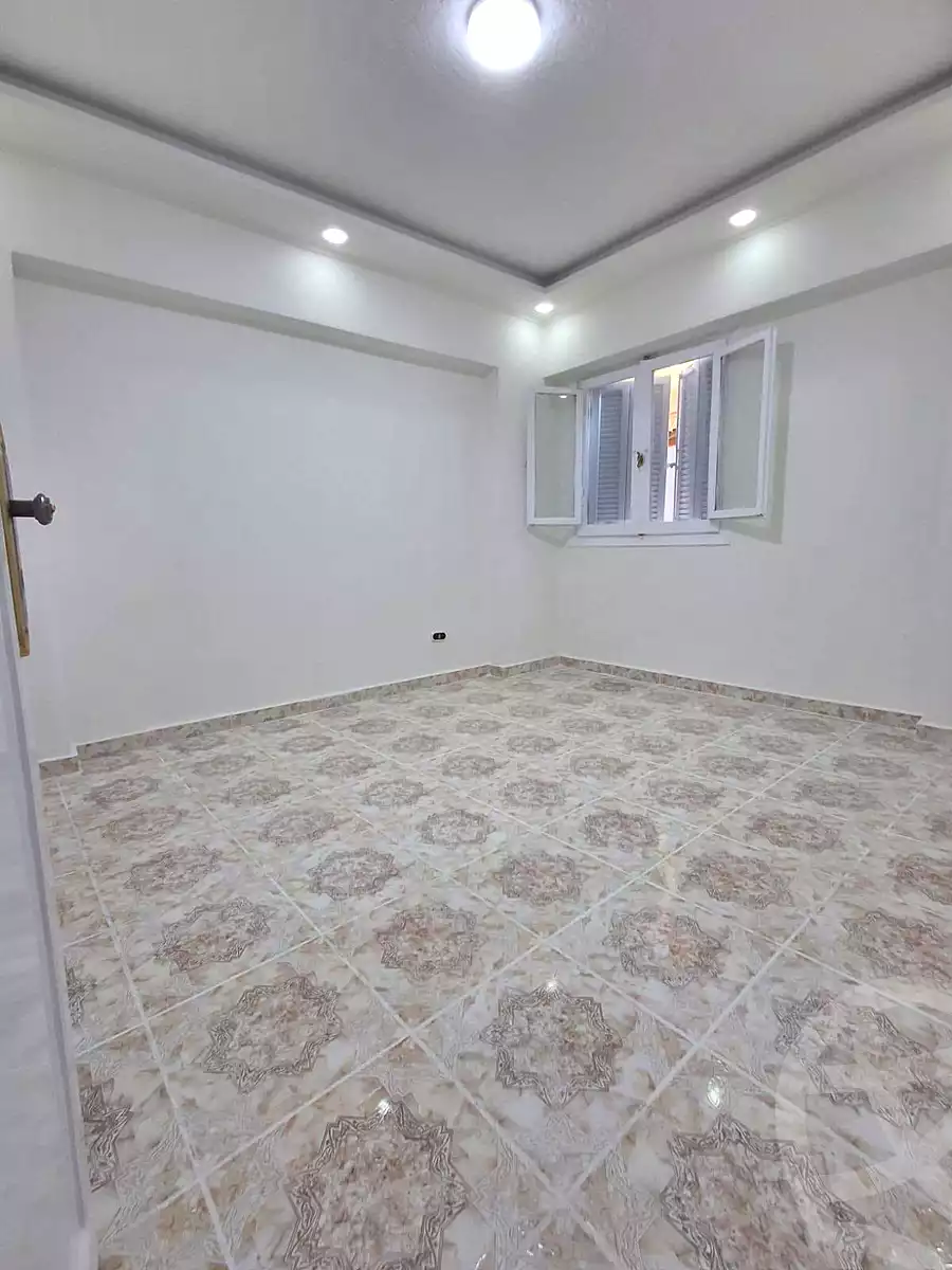 https://aqarmap.com.eg/ar/listing/7330804-for-sale-alexandria-al-agamy-shataa-el-nakheel