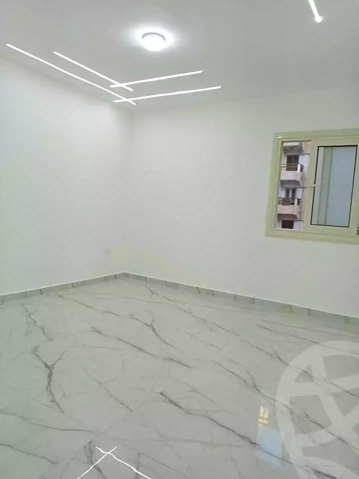 https://aqarmap.com.eg/ar/listing/7330813-for-sale-alexandria-miami-mahmoud-el-isawy-st