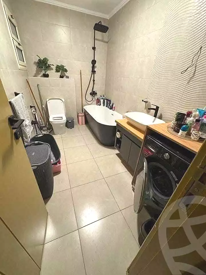https://aqarmap.com.eg/en/listing/7330833-for-sale-cairo-ain-shams-alf-maskn-ismail-el-fangari-st
