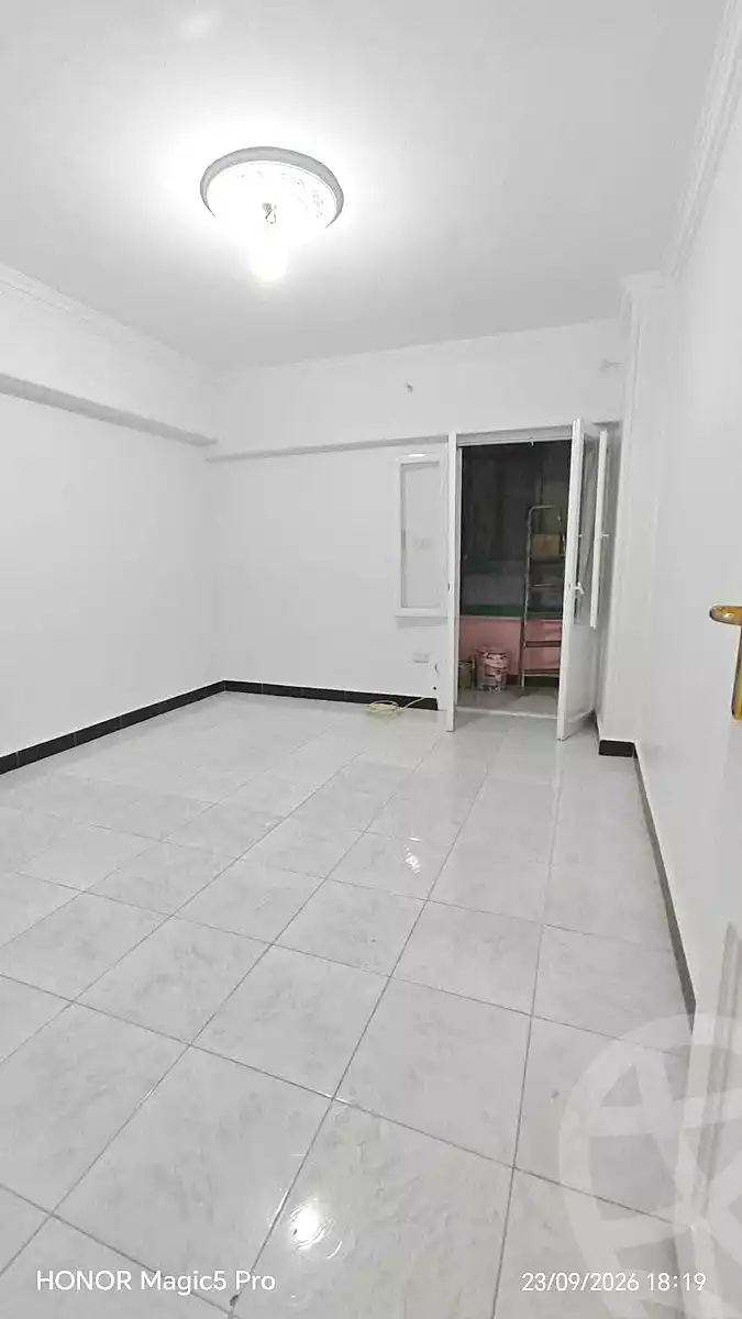 https://aqarmap.com.eg/ar/listing/7330854-for-sale-cairo-helwan-helwan-el-sharkeya-khesro-basha-st