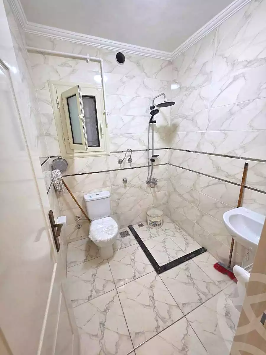 https://aqarmap.com.eg/ar/listing/7330864-for-sale-alexandria-sydy-bshr-sydy-bshr-bhry-gamal-abd-el-nasir-st