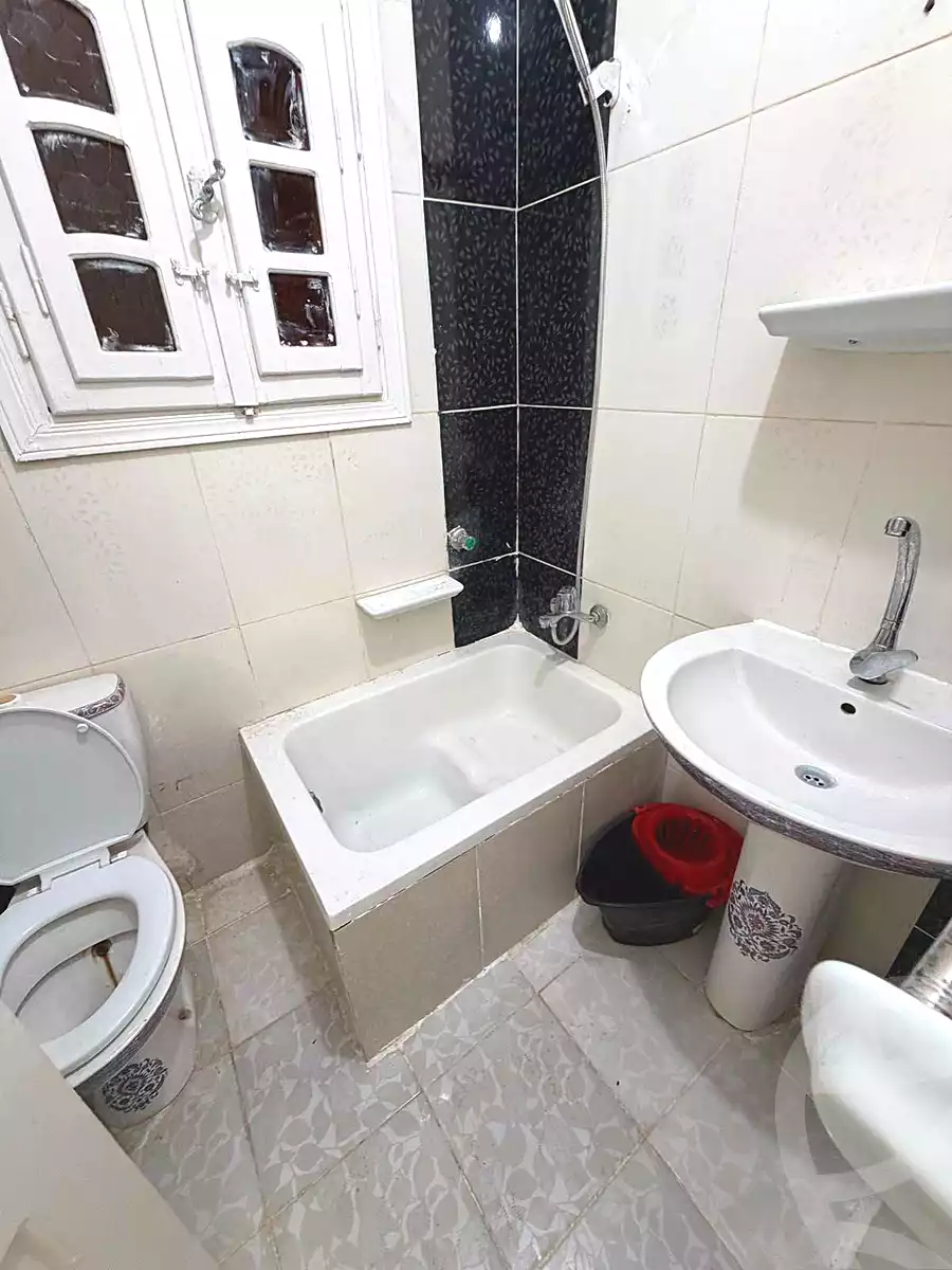 https://aqarmap.com.eg/ar/listing/7330974-for-sale-alexandria-al-agamy-shataa-el-nakheel-street-1