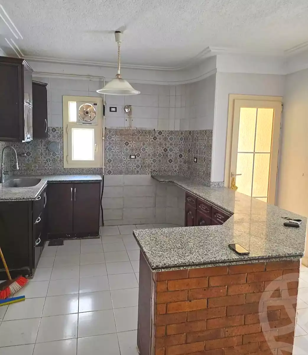 https://aqarmap.com.eg/ar/listing/7331164-for-sale-alexandria-al-agamy-lbytsh-bianchiii-el-bashwat-st