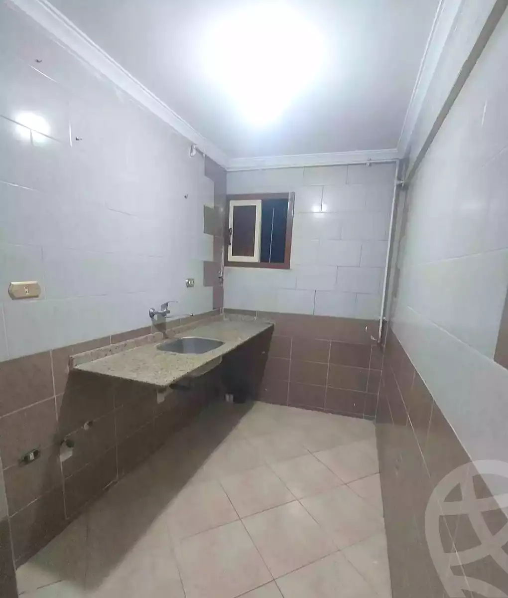 https://aqarmap.com.eg/en/listing/7331175-for-sale-alexandria-new-miami-eskot