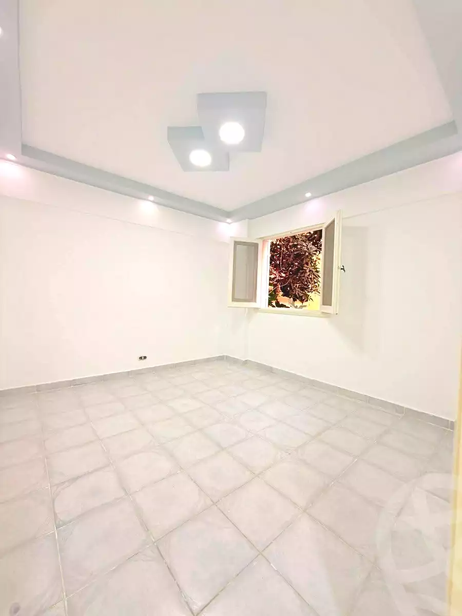 https://aqarmap.com.eg/en/listing/7331242-for-sale-alexandria-al-agamy-shataa-el-nakheel