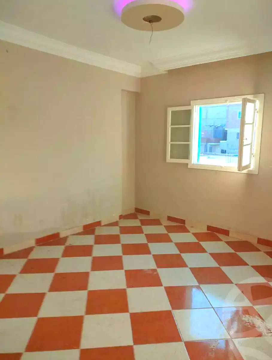 https://aqarmap.com.eg/ar/listing/7331239-for-sale-alexandria-al-agamy-bw-ywsf
