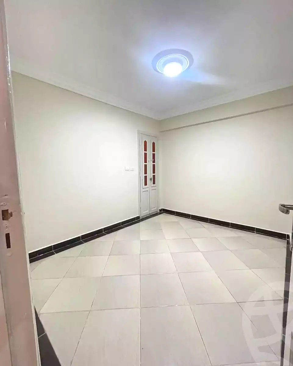 https://aqarmap.com.eg/ar/listing/7331302-for-sale-alexandria-miami-bilal-ibn-rabbah-st