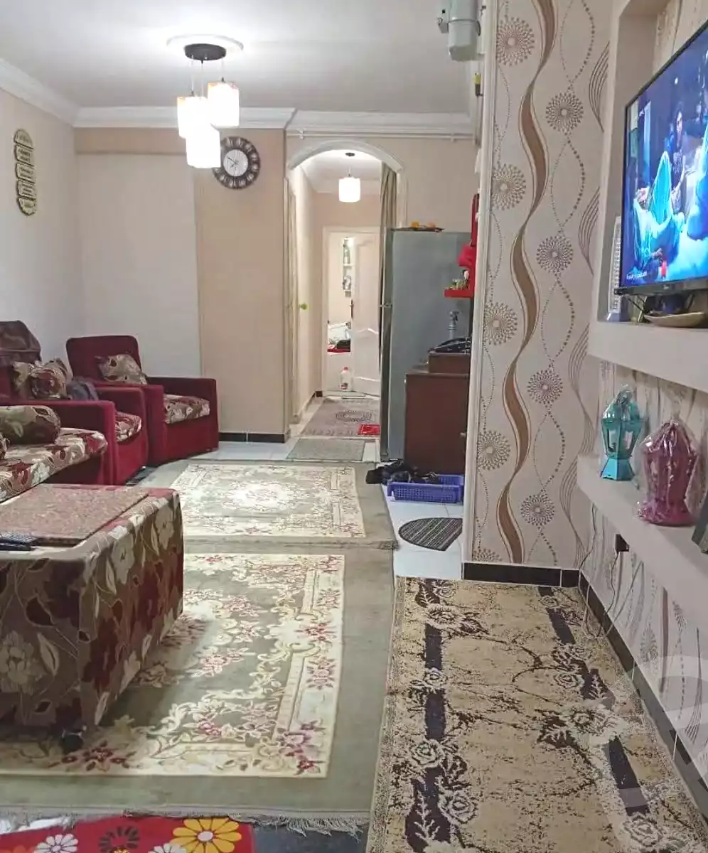 https://aqarmap.com.eg/ar/listing/7331351-for-sale-alexandria-sydy-bshr-shr-mlk-hfny