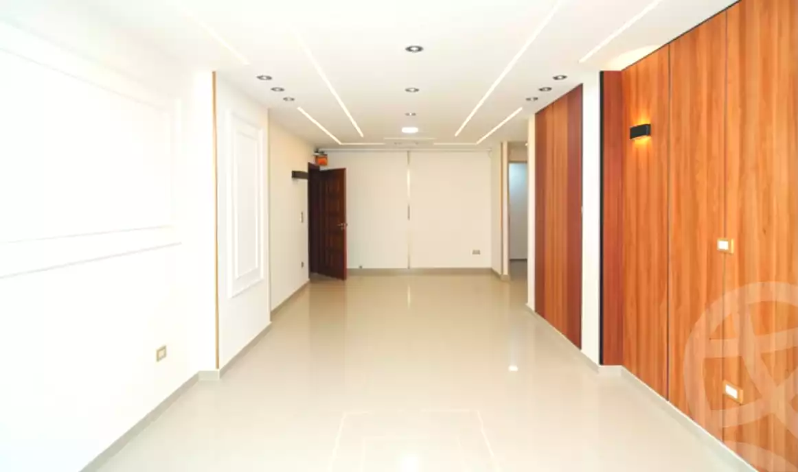 https://aqarmap.com.eg/ar/listing/7331438-for-sale-alexandria-sydy-bshr-sydy-bshr-bhry-shr-mhmwd-l-yswy