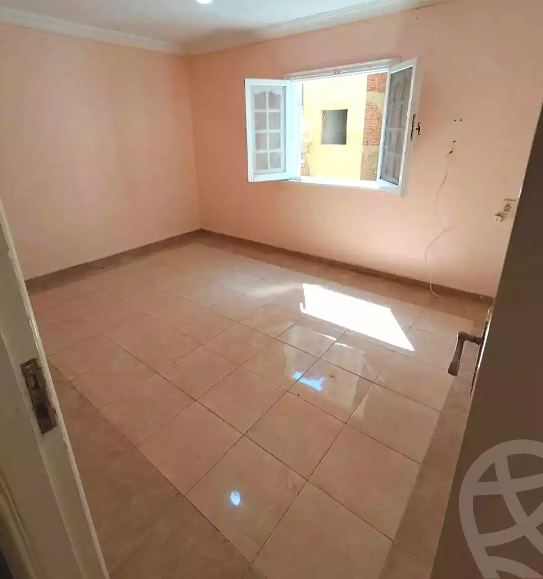https://aqarmap.com.eg/ar/listing/7331451-for-rent-alexandria-el-asafra-l-sfr-bhry
