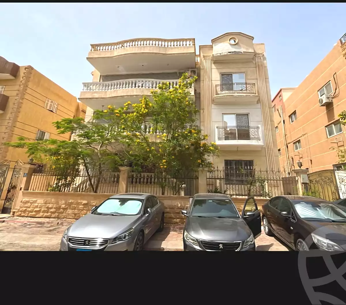 https://aqarmap.com.eg/ar/listing/7331632-for-sale-cairo-new-cairo-el-ahyaa-third-neighborhood-street-1