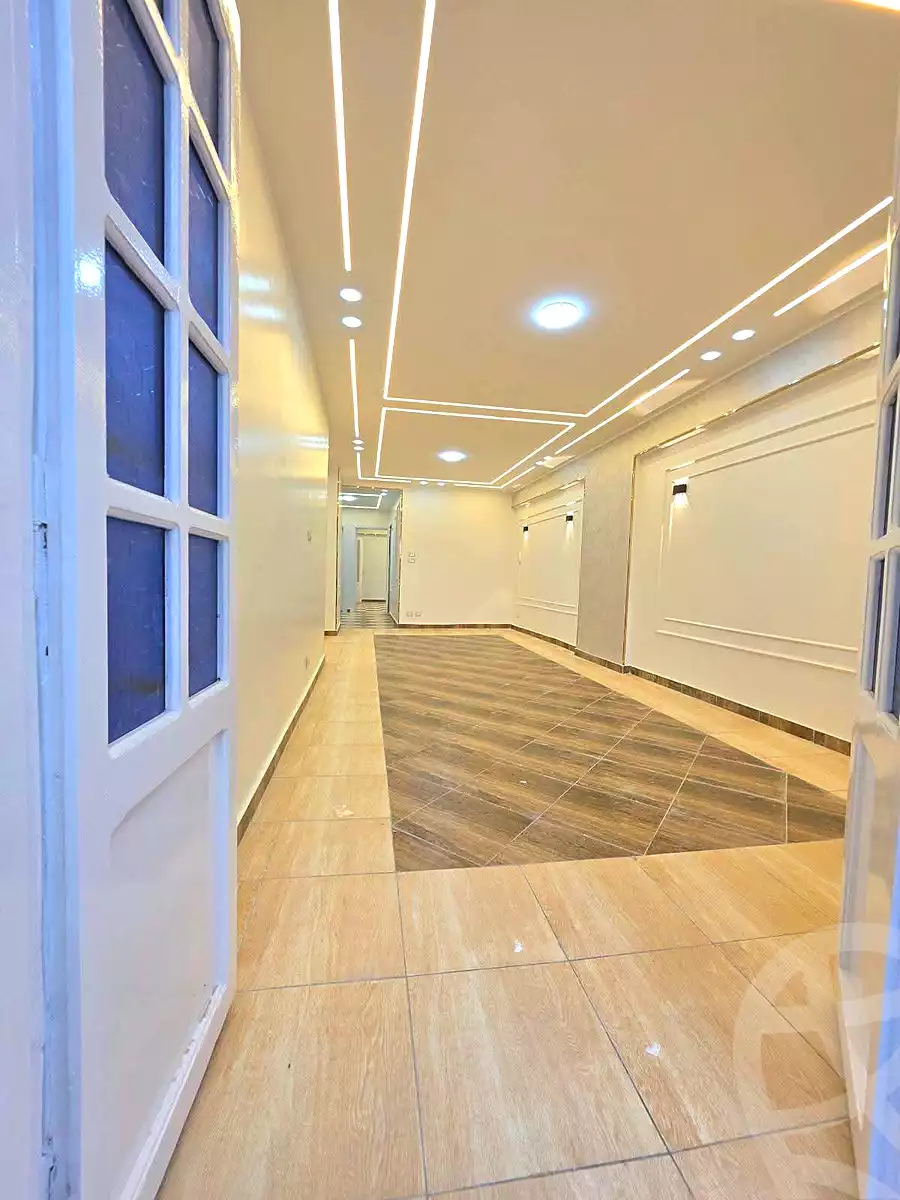 https://aqarmap.com.eg/ar/listing/7331725-for-sale-alexandria-sydy-bshr-sydy-bshr-bhry-shr-mhmwd-l-yswy