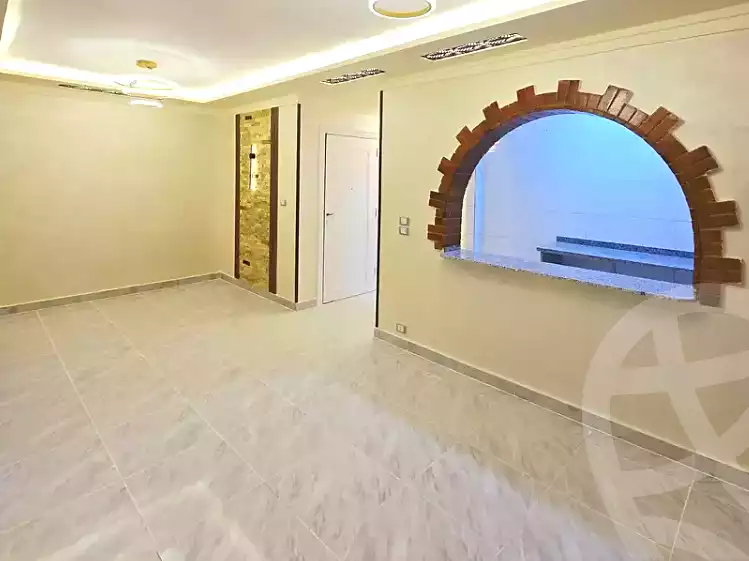 https://aqarmap.com.eg/ar/listing/7331800-for-sale-alexandria-al-agamy-shataa-el-nakheel