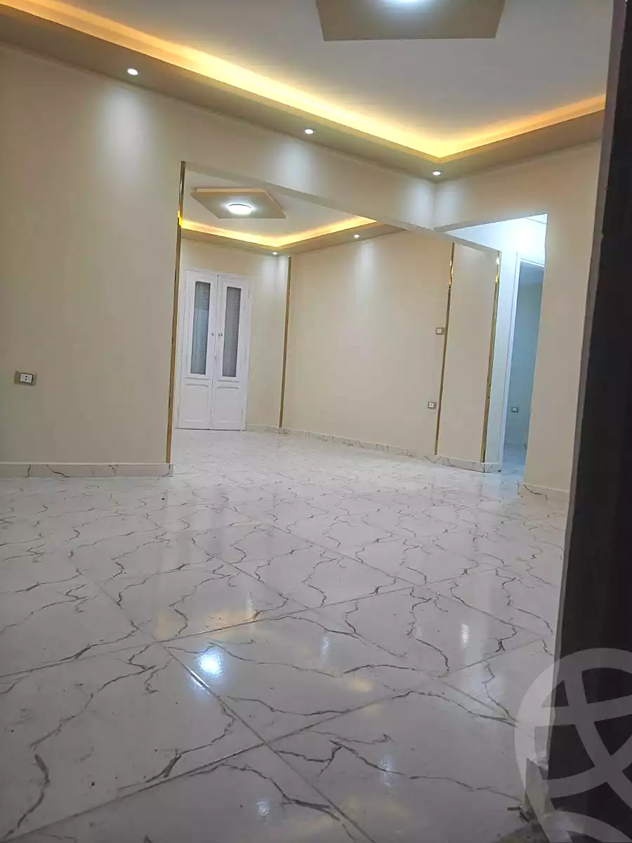 https://aqarmap.com.eg/ar/listing/7331808-for-sale-alexandria-al-agamy-el-hanouvel