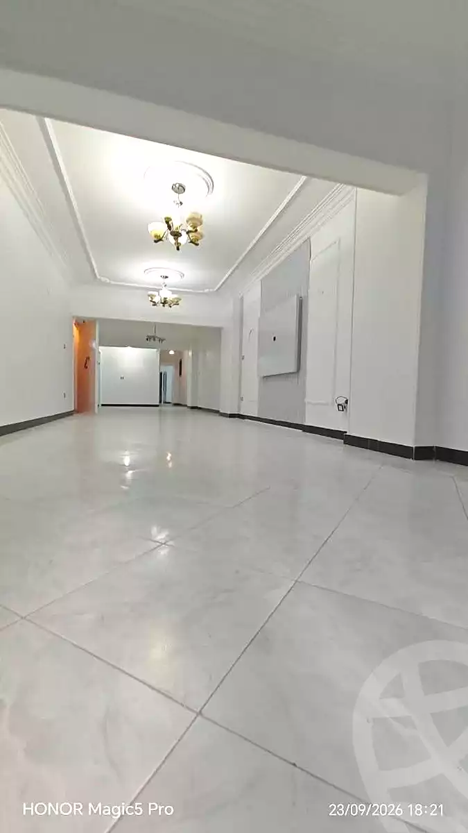 https://aqarmap.com.eg/ar/listing/7331857-for-sale-cairo-helwan-helwan-el-sharkeya-khesro-basha-st