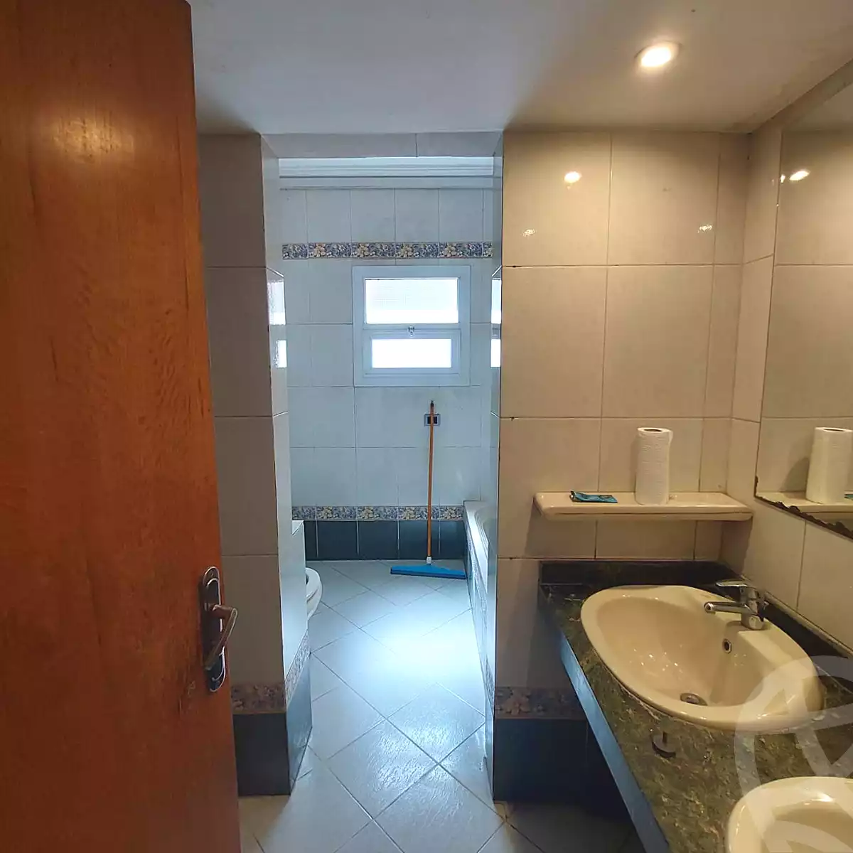 https://aqarmap.com.eg/en/listing/7331882-for-rent-cairo-heliopolis-merryland-nehro-st