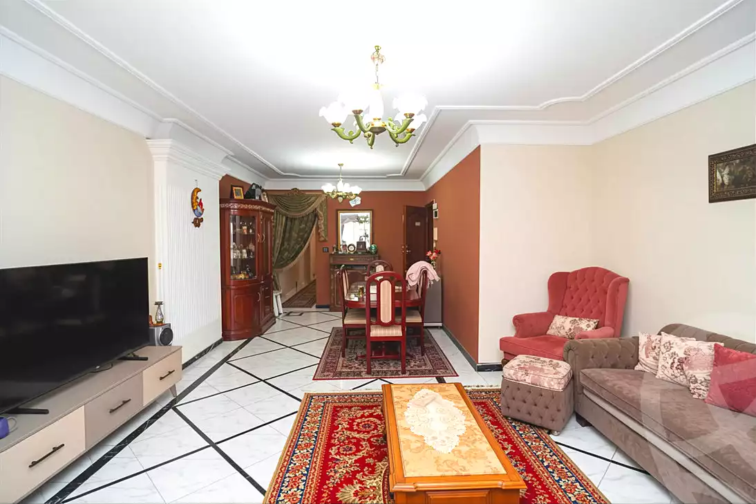 https://aqarmap.com.eg/ar/listing/7331913-for-sale-alexandria-ganaklis