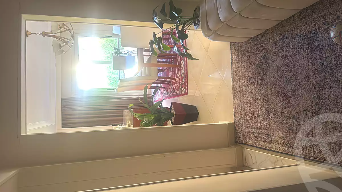 https://aqarmap.com.eg/ar/listing/7332147-for-sale-cairo-el-sheikh-zayed-city-compounds-el-khamayel