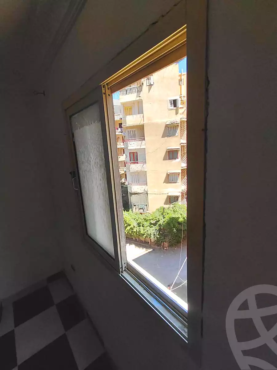 https://aqarmap.com.eg/en/listing/7332169-for-sale-alexandria-al-agamy-lbytsh-shahr-al-assal-st