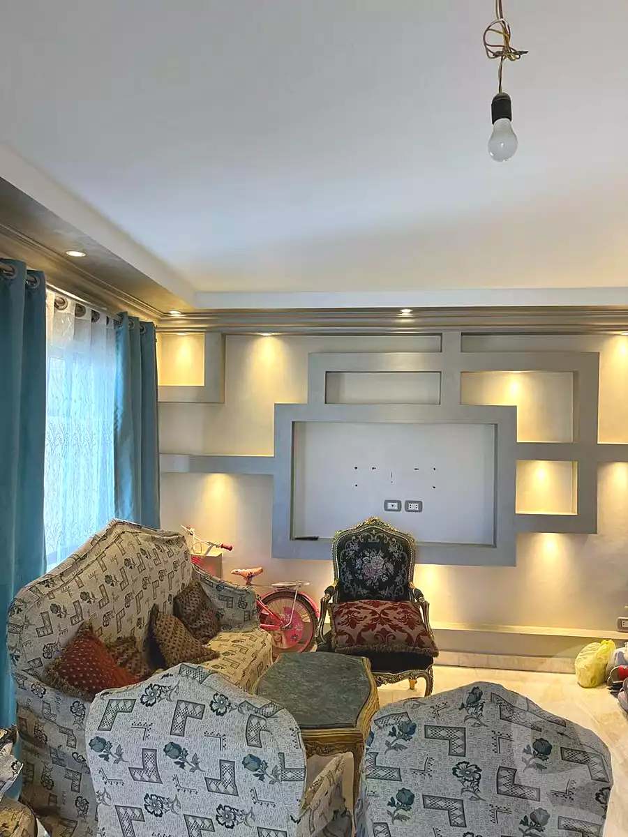 https://aqarmap.com.eg/ar/listing/7332243-for-rent-cairo-new-cairo-compounds-the-square