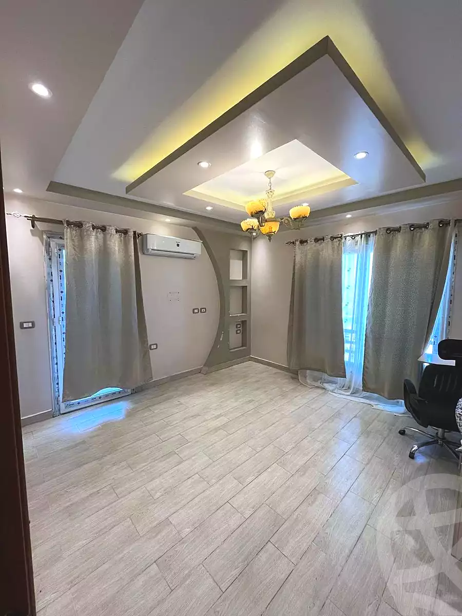 https://aqarmap.com.eg/ar/listing/7332243-for-rent-cairo-new-cairo-compounds-the-square