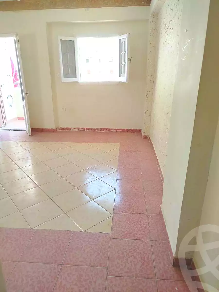 https://aqarmap.com.eg/ar/listing/7332552-for-sale-alexandria-al-agamy-bw-ywsf