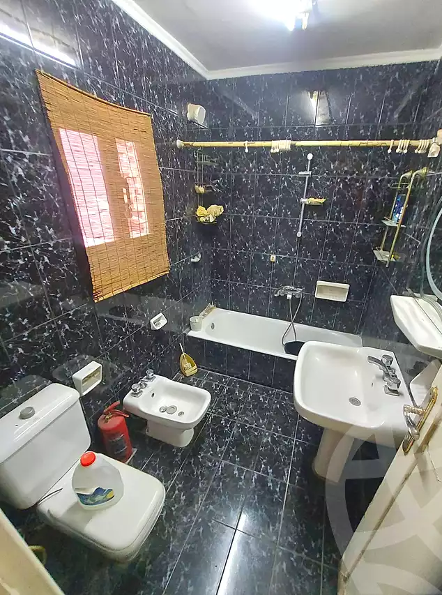 https://aqarmap.com.eg/en/listing/7332867-for-sale-cairo-helwan-helwan-el-sharkeya-mostafa-safwat-st