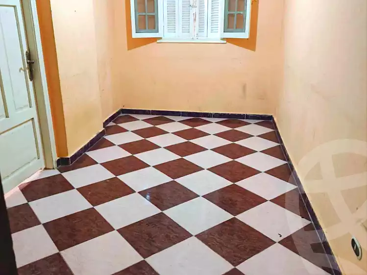 https://aqarmap.com.eg/ar/listing/7332883-for-sale-alexandria-el-asafra-shr-45
