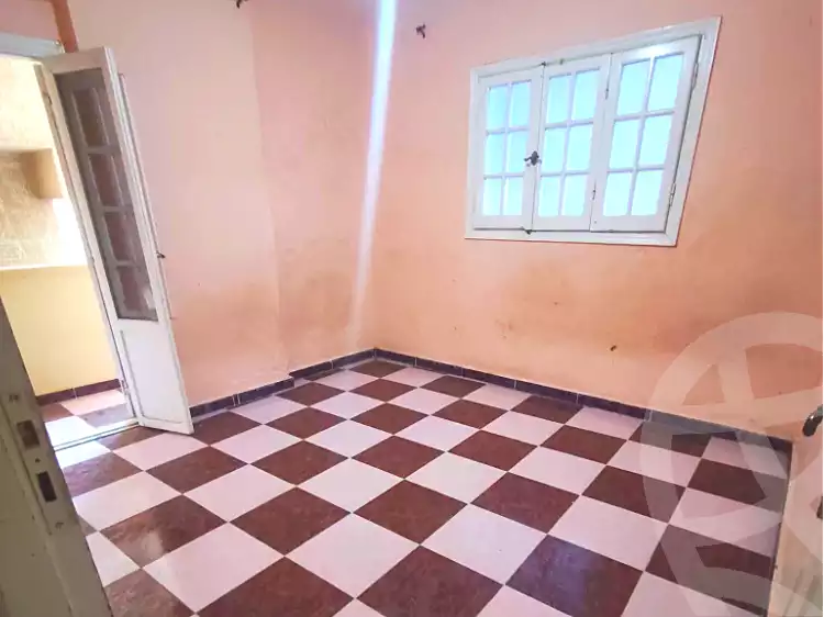 https://aqarmap.com.eg/ar/listing/7332883-for-sale-alexandria-el-asafra-shr-45