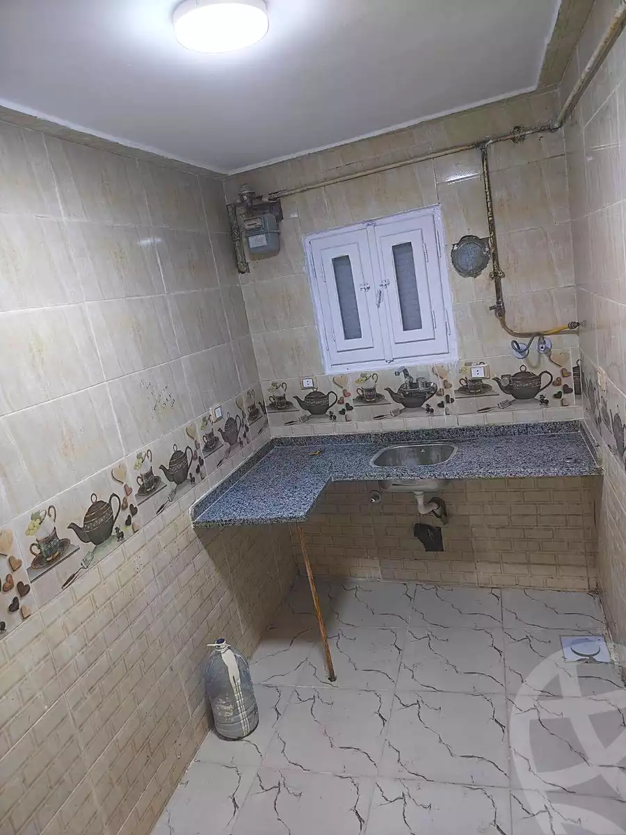 https://aqarmap.com.eg/ar/listing/7332940-for-sale-alexandria-al-agamy-el-hanouvel