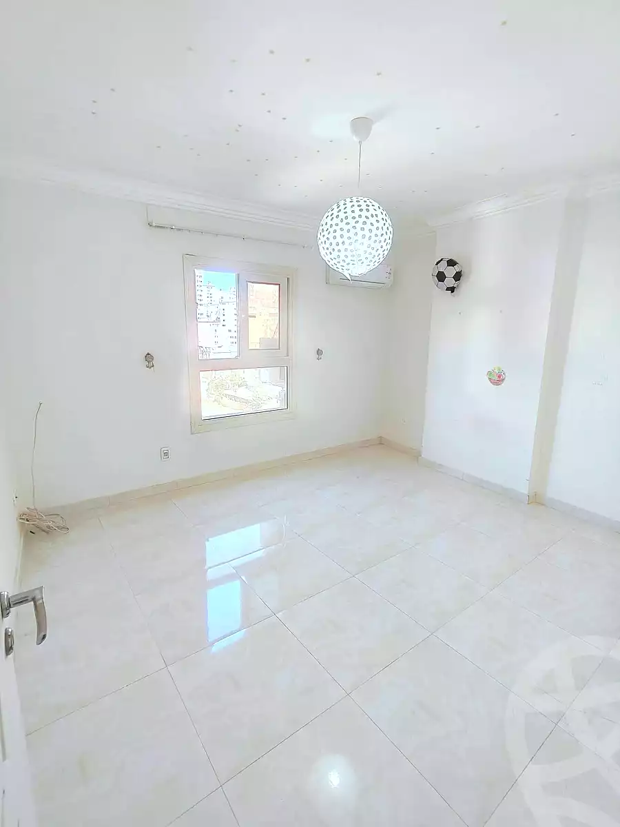 https://aqarmap.com.eg/ar/listing/7332943-for-sale-alexandria-sydy-bshr-sydy-bshr-bhry-shr-mhmwd-l-yswy