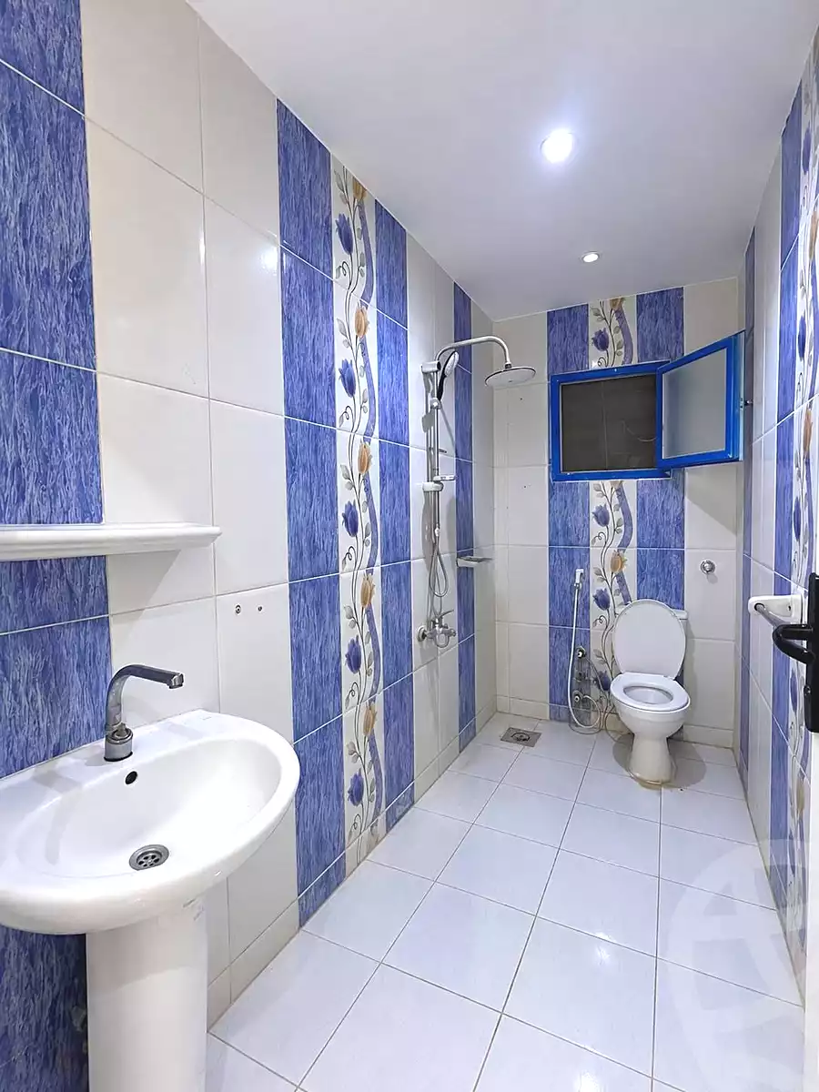 https://aqarmap.com.eg/en/listing/7332953-for-sale-alexandria-al-agamy-lbytsh