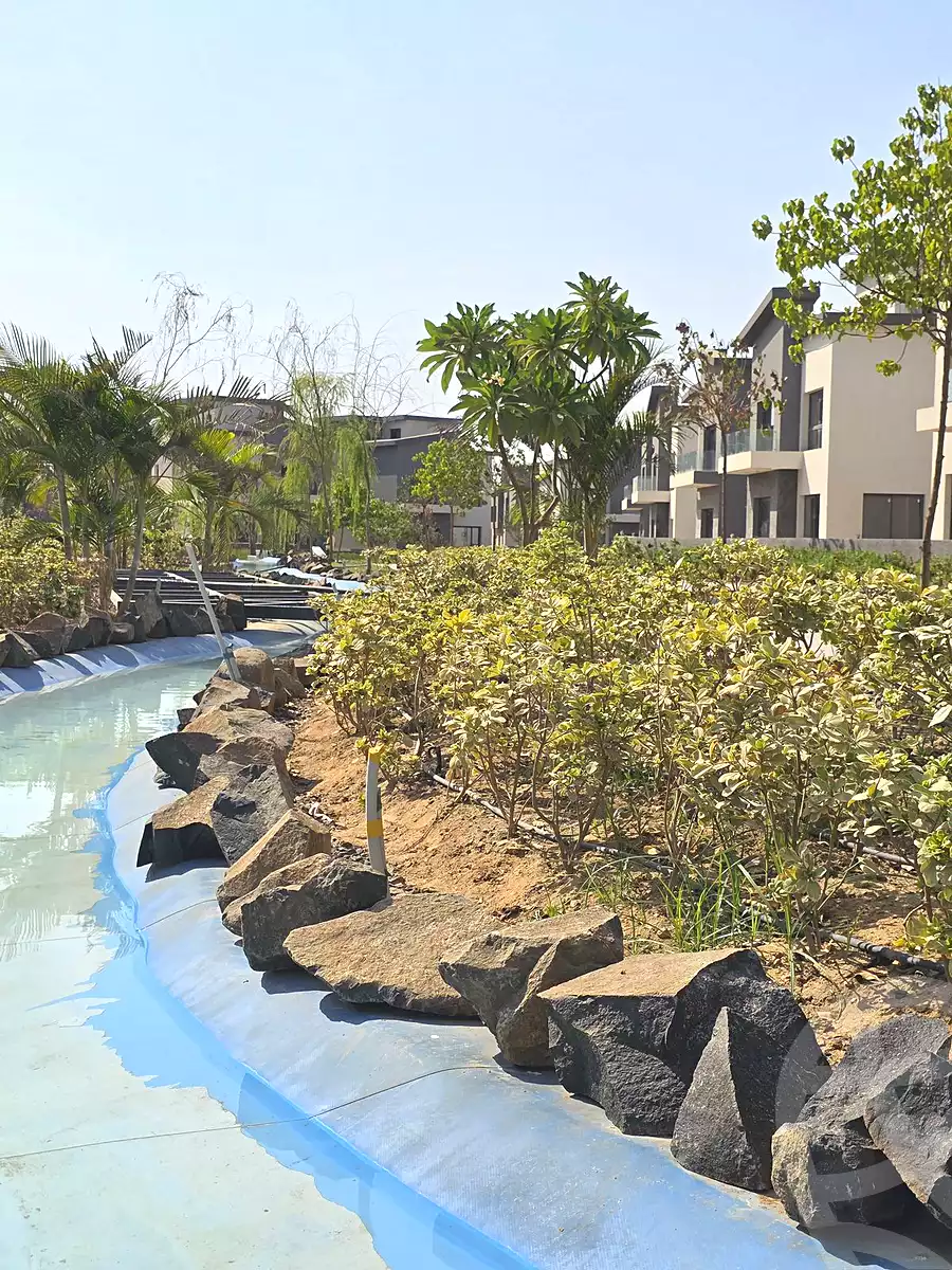 https://aqarmap.com.eg/ar/listing/7333391-for-sale-cairo-new-cairo-compounds-kmbwnd-kryk-twn-il-cazar
