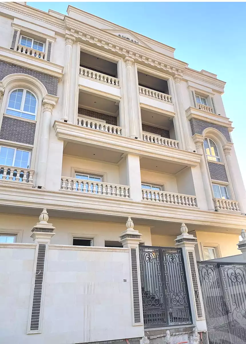 https://aqarmap.com.eg/ar/listing/7331047-for-sale-cairo-new-cairo-bait-el-watan-shml-byt-lwtn