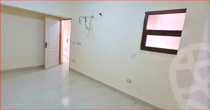 https://aqarmap.com.eg/ar/listing/7333520-for-sale-cairo-helwan-mnshy-yn-hlwn-mansour-st