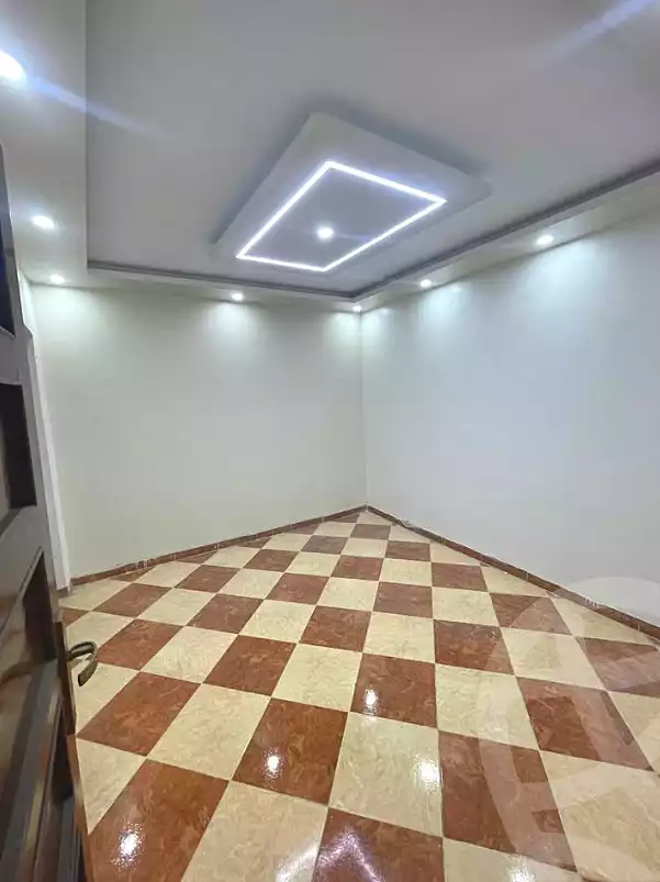 https://aqarmap.com.eg/en/listing/7333556-for-sale-alexandria-al-agamy-lbytsh-mohamed-el-fardi-st
