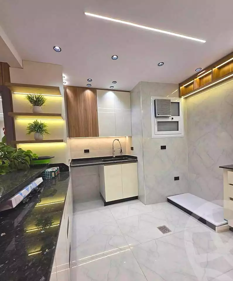 https://aqarmap.com.eg/ar/listing/7333552-for-sale-cairo-new-cairo-compounds-mountain-view-1