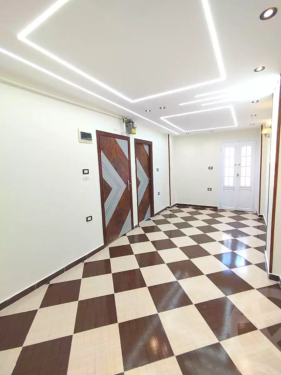 https://aqarmap.com.eg/en/listing/7333693-for-sale-alexandria-lsywf-el-falki