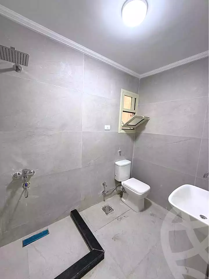 https://aqarmap.com.eg/en/listing/7333820-for-sale-alexandria-sydy-bshr-sydy-bshr-bhry-shr-mhmwd-l-yswy
