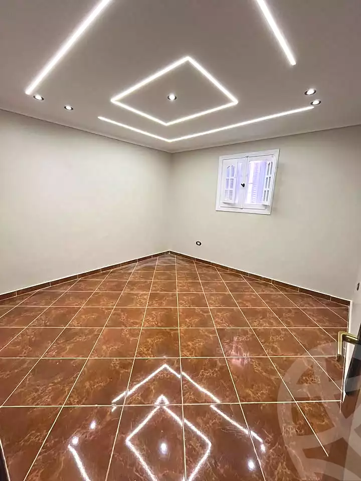 https://aqarmap.com.eg/en/listing/7333900-for-sale-alexandria-lsywf-el-falki