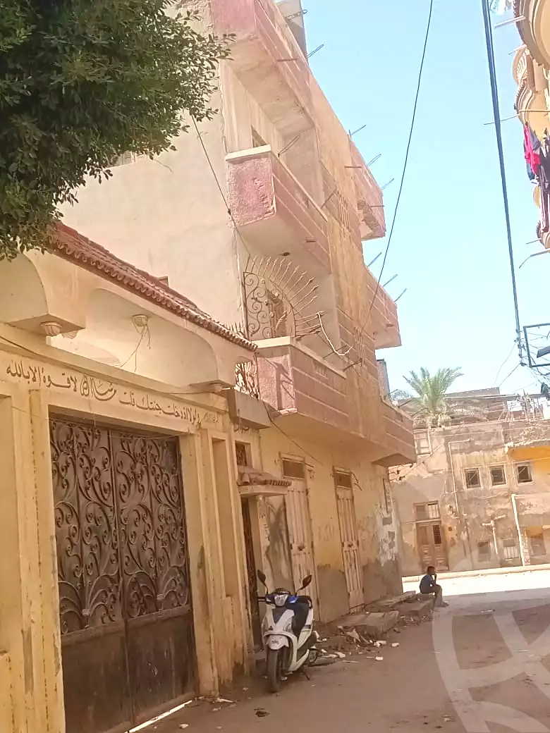 https://aqarmap.com.eg/en/listing/7334004-for-sale-beheira-edku-edku-city