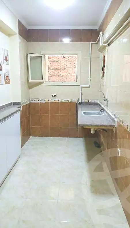 https://aqarmap.com.eg/ar/listing/7334085-for-sale-alexandria-sydy-bshr-sydy-bshr-bhry-ali-hipa-st
