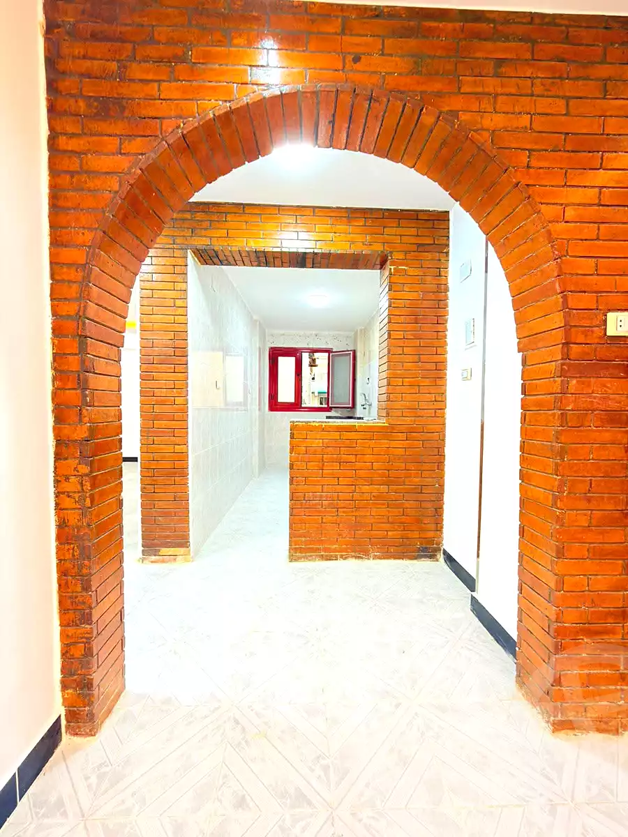 https://aqarmap.com.eg/ar/listing/7334191-for-sale-alexandria-al-agamy-shataa-el-nakheel