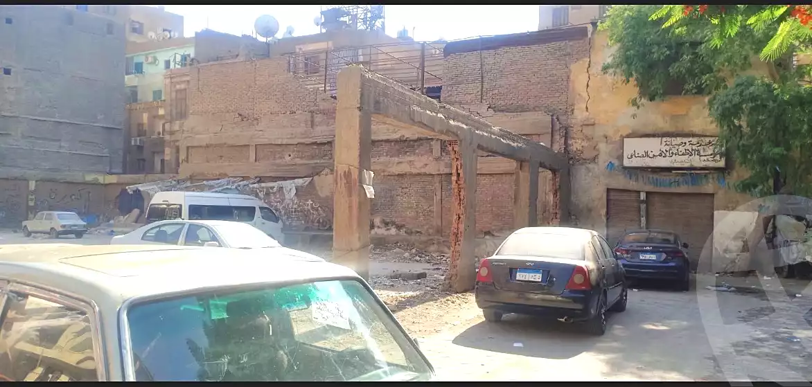 https://aqarmap.com.eg/ar/listing/7334298-for-sale-cairo-downtown-bab-el-sheareya-al-banhawi-st