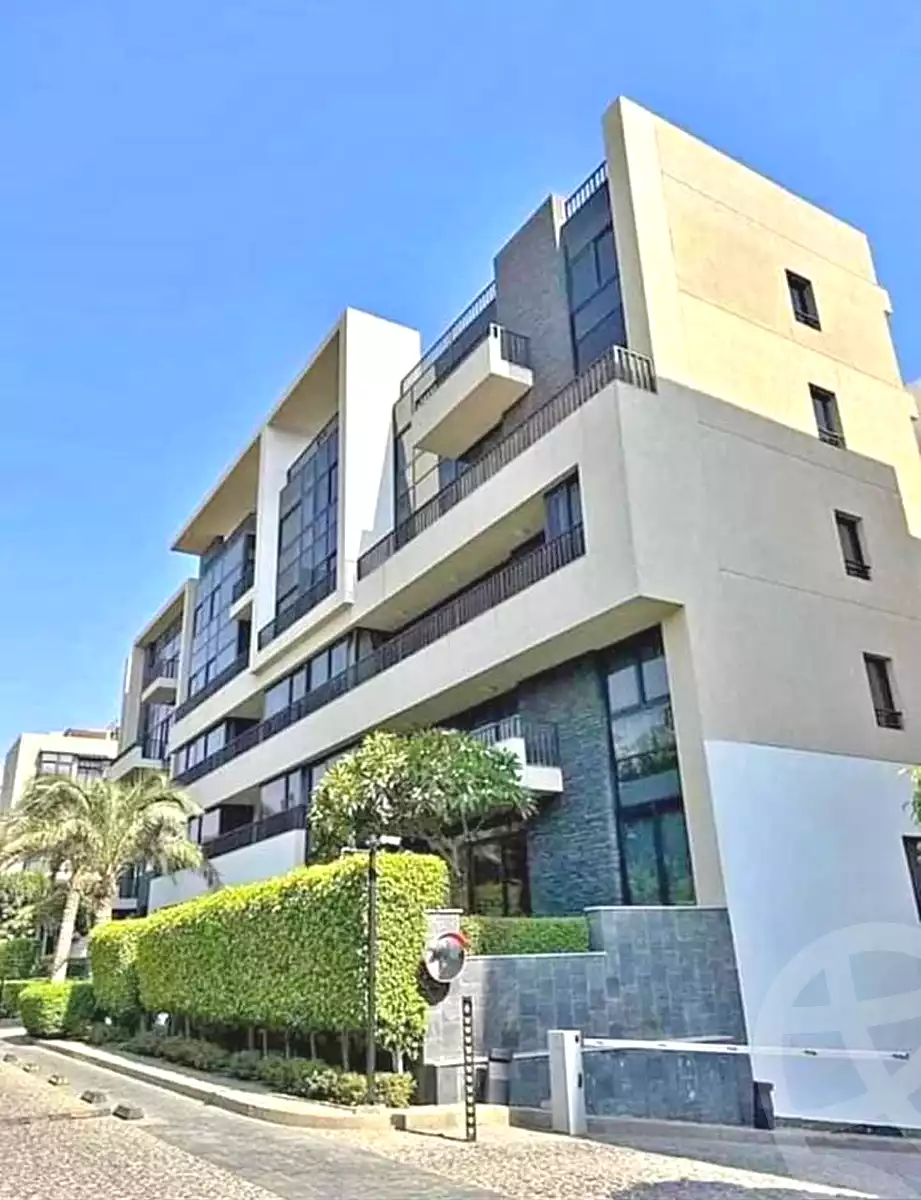 https://aqarmap.com.eg/en/listing/7334390-for-sale-cairo-new-cairo-compounds-the-view-waterway