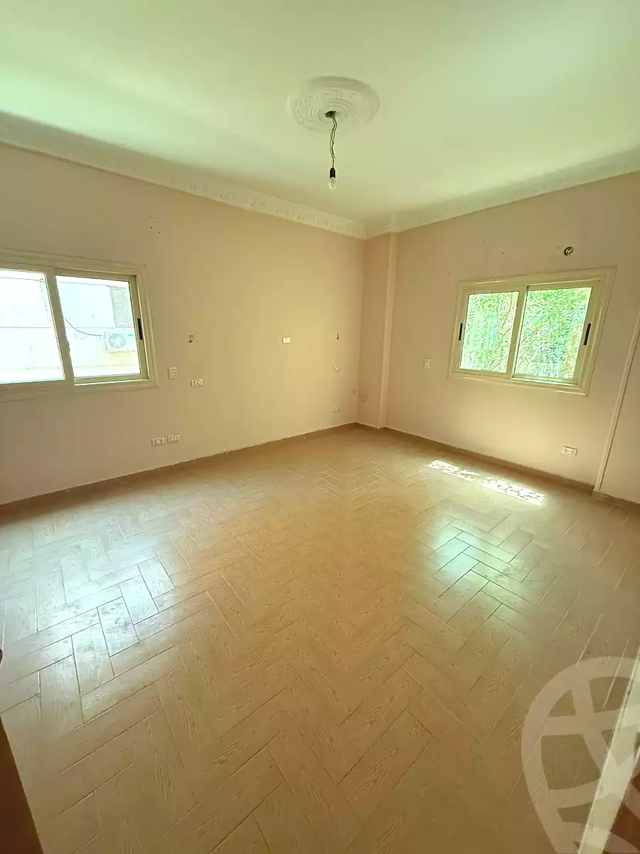 https://aqarmap.com.eg/en/listing/7334407-for-sale-cairo-new-cairo-el-ahyaa-third-neighborhood-street-1