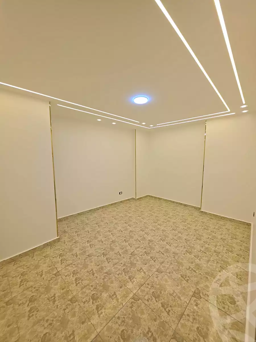 https://aqarmap.com.eg/ar/listing/7334419-for-sale-alexandria-sydy-bshr-sydy-bshr-bhry-shr-khld-bn-lwlyd